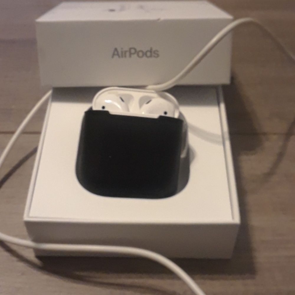 Apple earpods